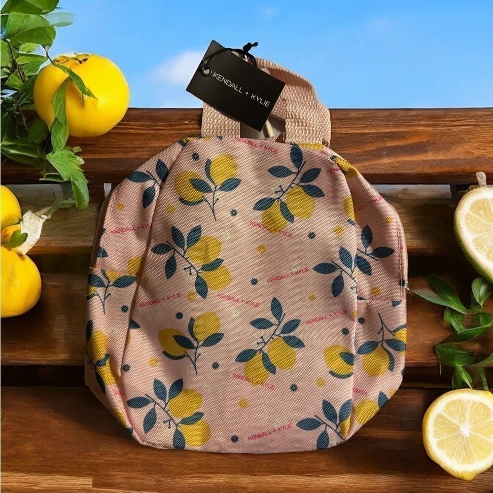 KENDALL & Kylie mini backpack (NWT)